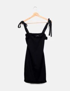 Prettylittlething Casual Dress